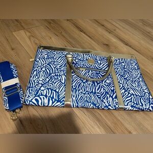 Lilly Pulitzer Blue and Gold Zebra Print Tote